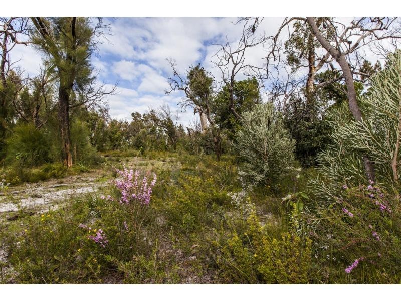 Lake Clifton WA 6215