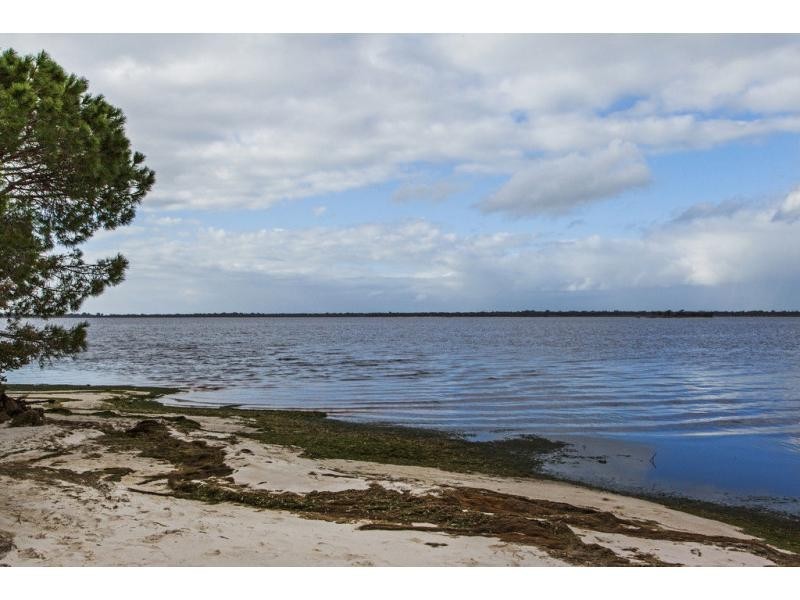 Lake Clifton WA 6215