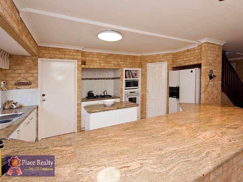 21 Leveque Loop, San Remo WA 6210