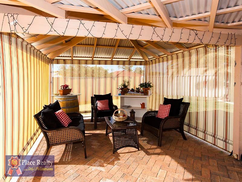 21 Leveque Loop, San Remo WA 6210