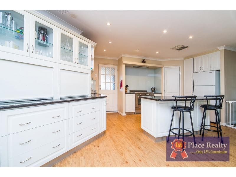 7 Mirror Cove, Waikiki WA 6169