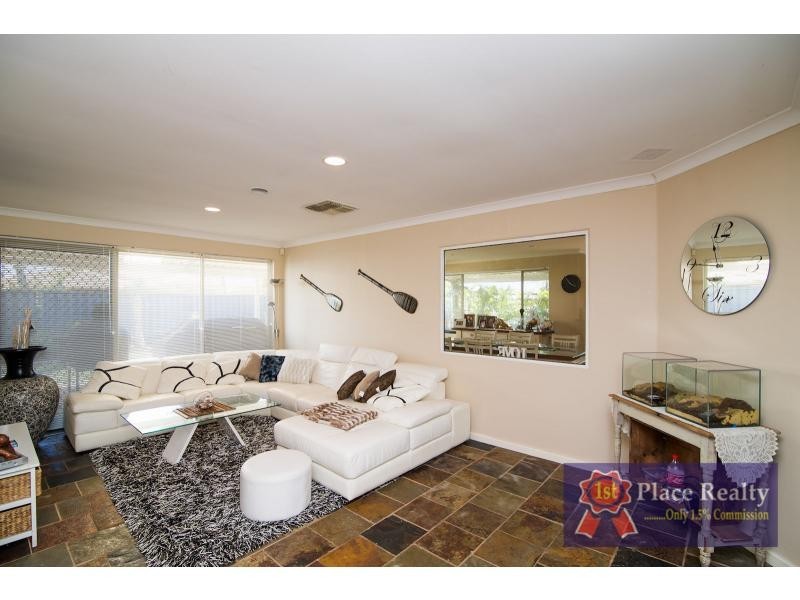 7 Mirror Cove, Waikiki WA 6169