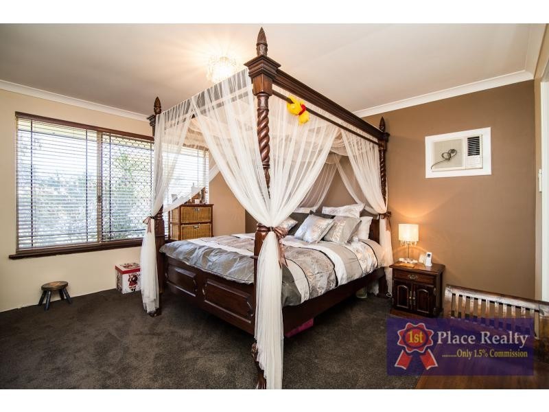 7 Mirror Cove, Waikiki WA 6169