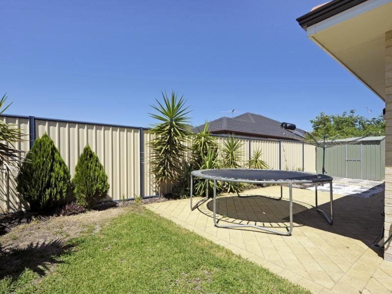 4 Geographe Bay Pass, Secret Harbour WA 6173