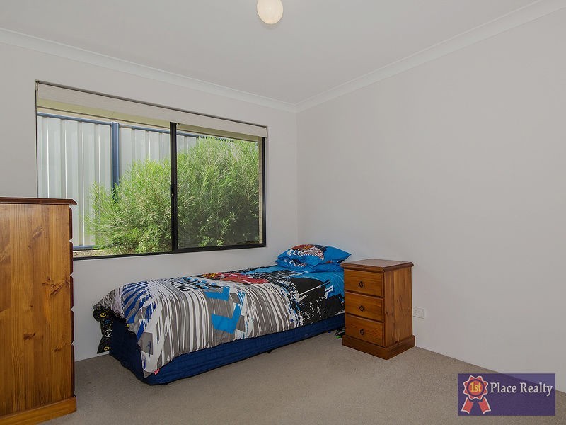 25 Broadstone Vista, Meadow Springs WA 6210