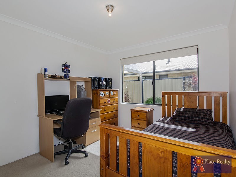 25 Broadstone Vista, Meadow Springs WA 6210