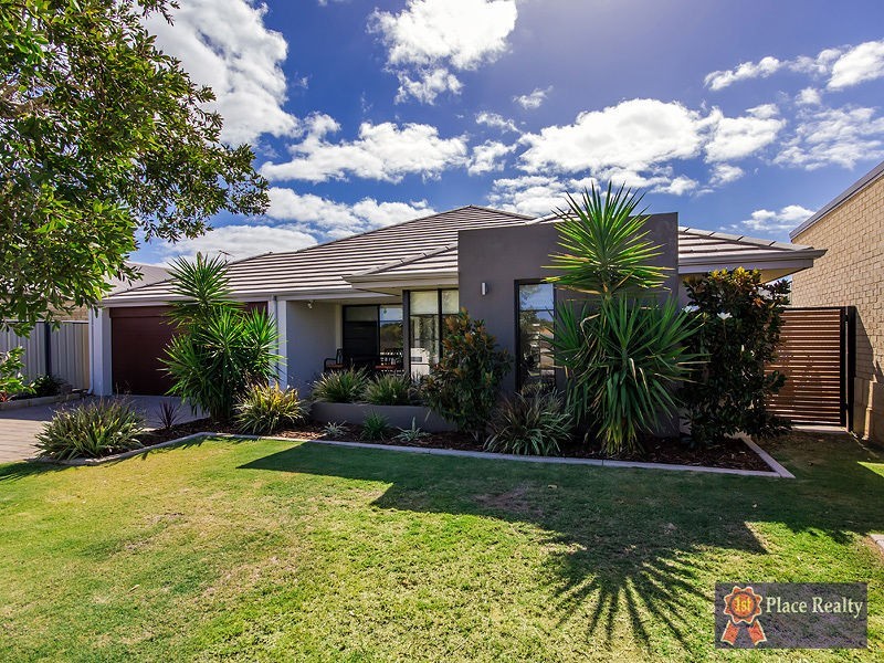 25 Broadstone Vista, Meadow Springs WA 6210