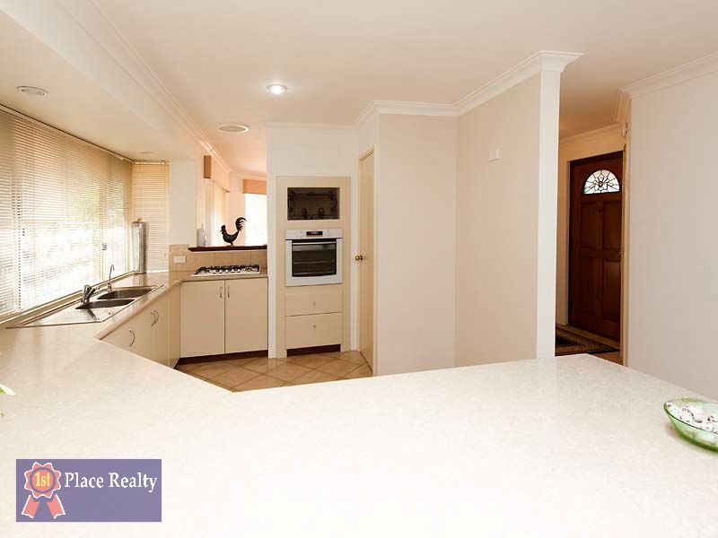 1/2 Nelson Street, Halls Head WA 6210