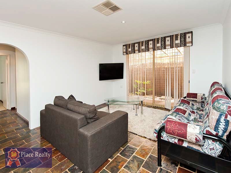 15 Clytie Road, Silver Sands WA 6210