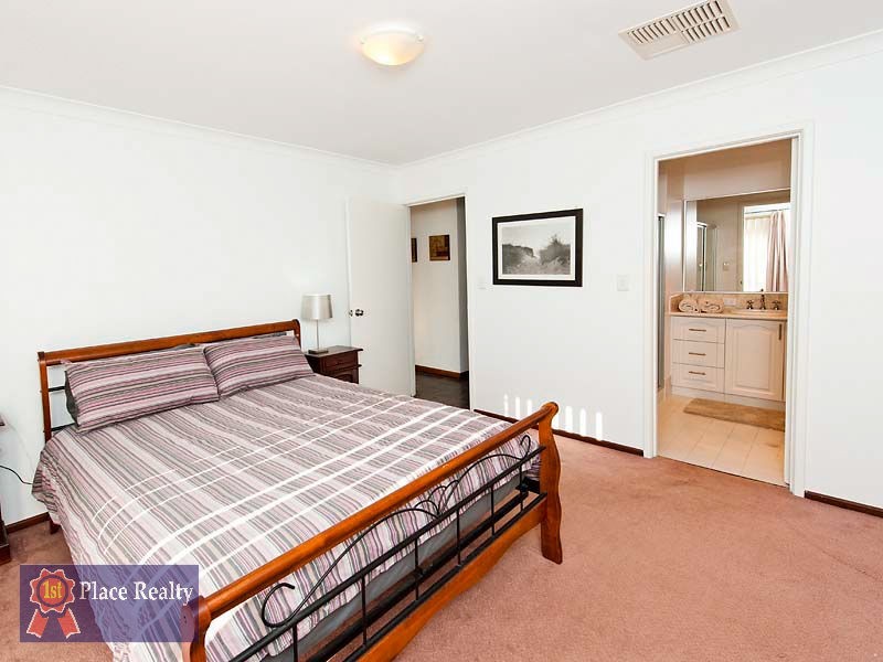 15 Clytie Road, Silver Sands WA 6210