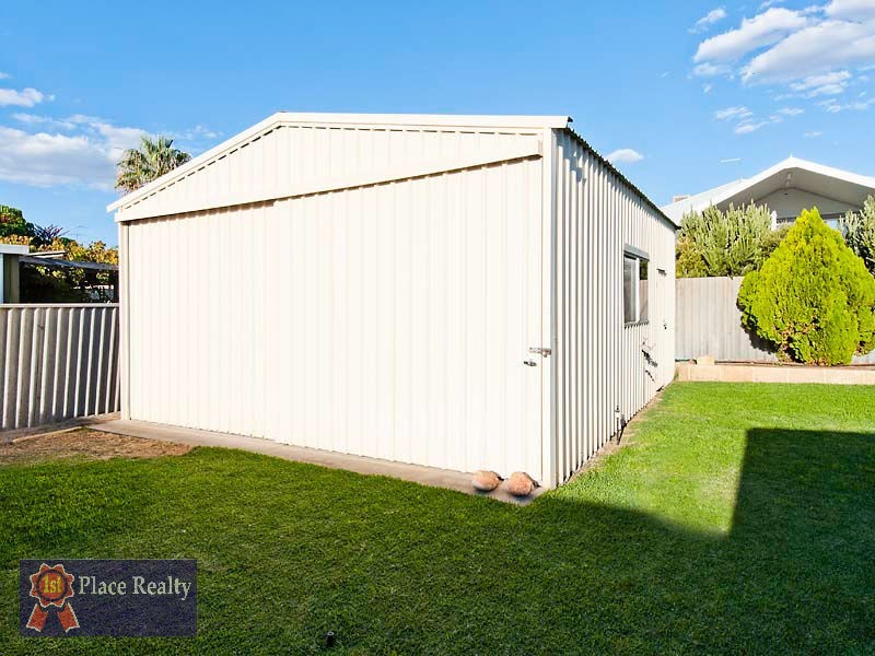 15 Clytie Road, Silver Sands WA 6210
