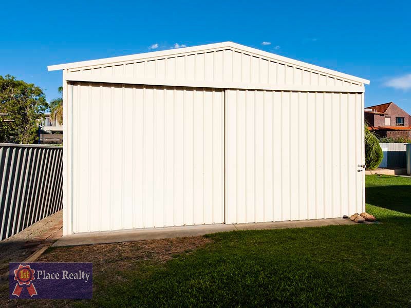 15 Clytie Road, Silver Sands WA 6210