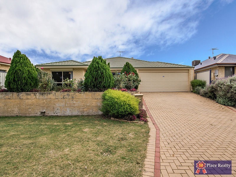 225 Oakmont Avenue, Meadow Springs WA 6210