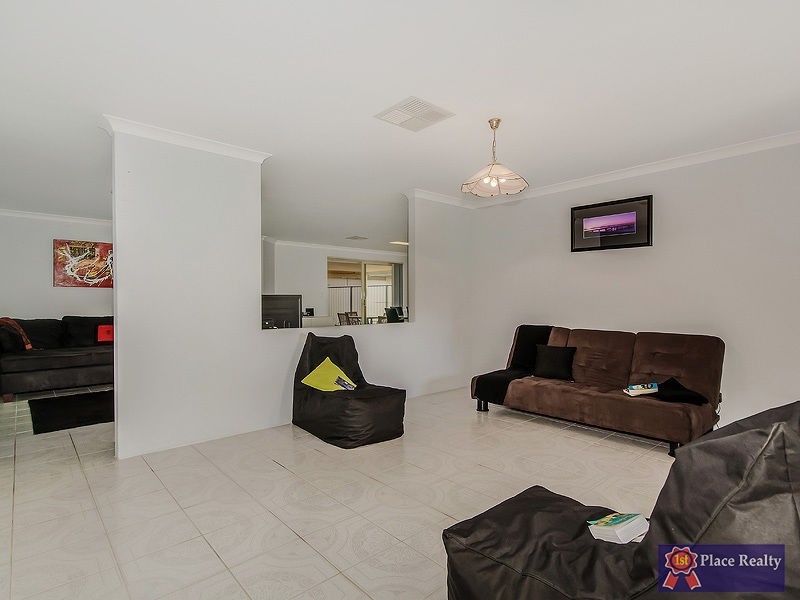 225 Oakmont Avenue, Meadow Springs WA 6210