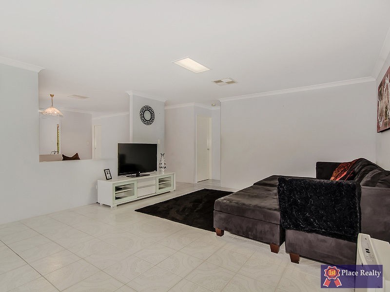 225 Oakmont Avenue, Meadow Springs WA 6210