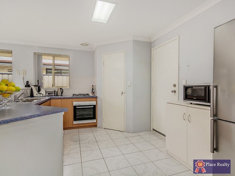 225 Oakmont Avenue, Meadow Springs WA 6210