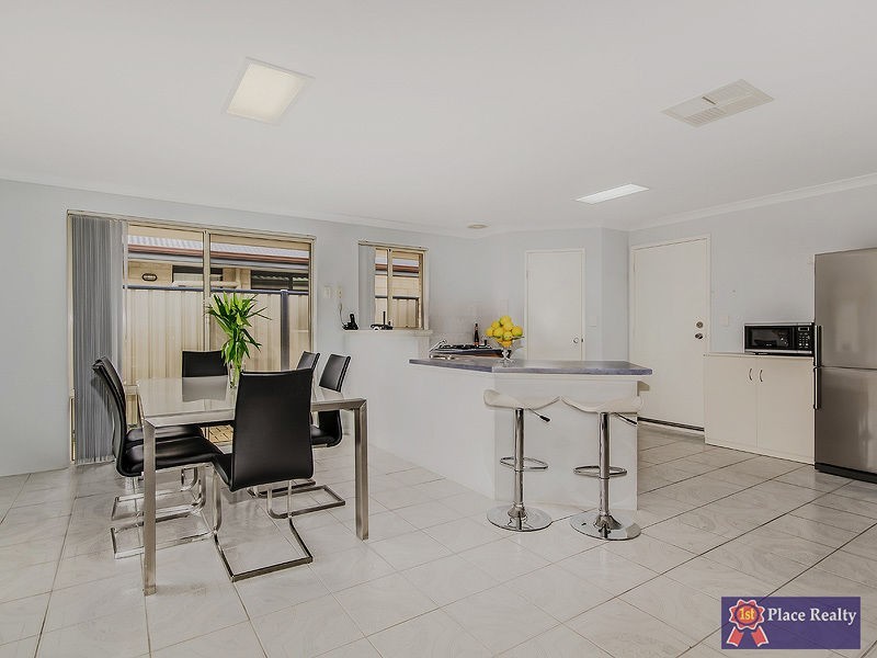 225 Oakmont Avenue, Meadow Springs WA 6210