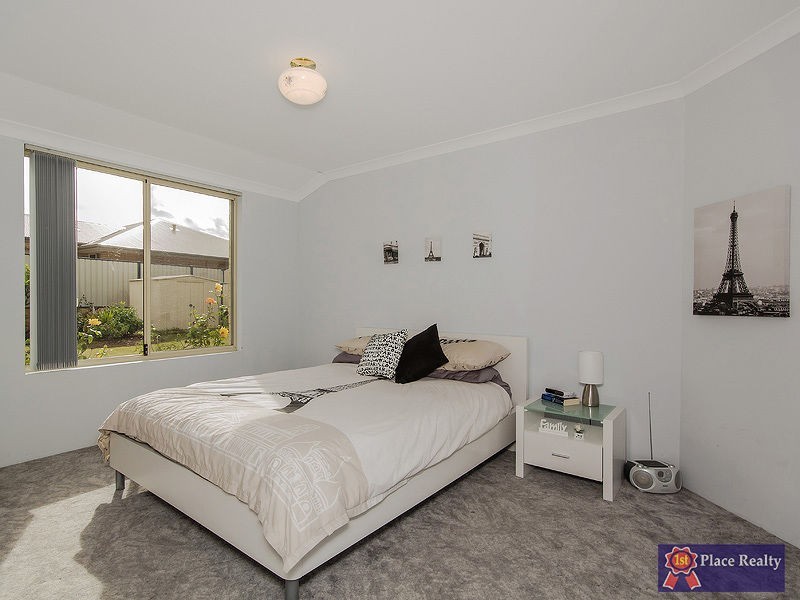 225 Oakmont Avenue, Meadow Springs WA 6210