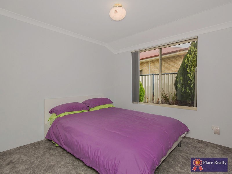 225 Oakmont Avenue, Meadow Springs WA 6210