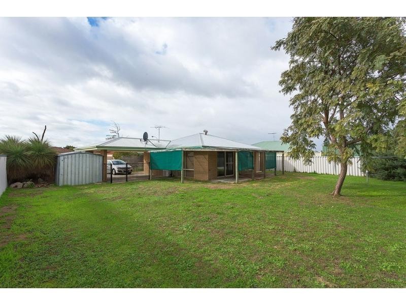 70 Murchison Road, Waikiki WA 6169