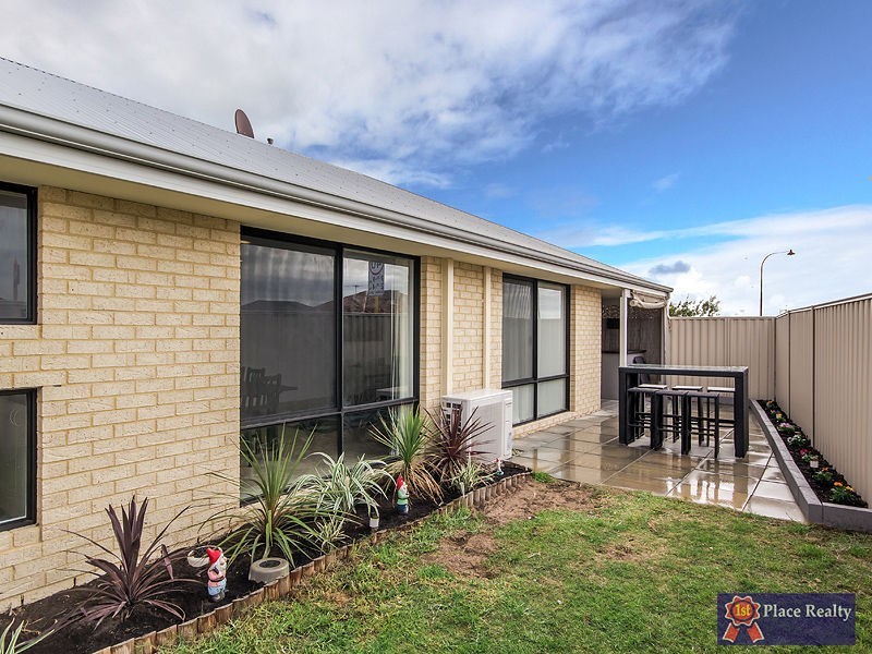 2A Lavinia Crescent, Secret Harbour WA 6173