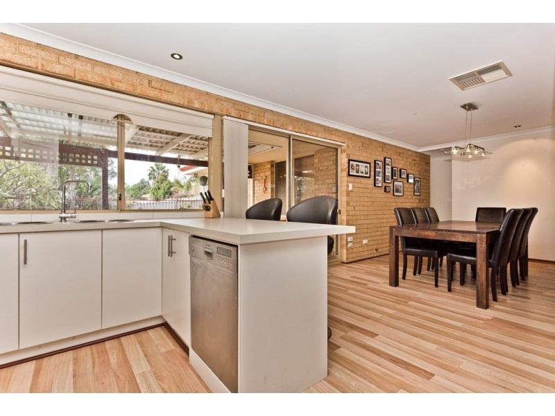 10 Shady Grove, Yangebup WA 6164