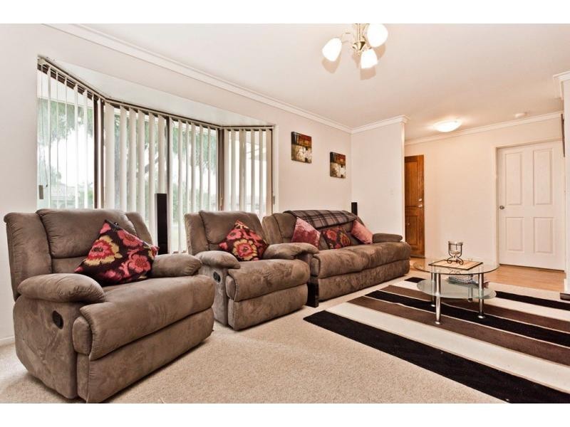 7 Barbados Close, Safety Bay WA 6169