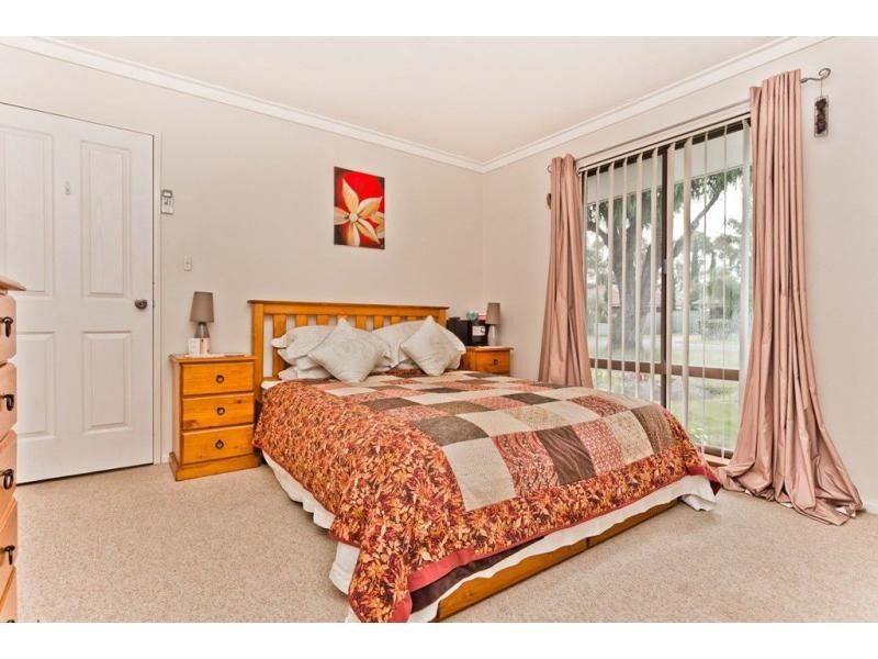 7 Barbados Close, Safety Bay WA 6169