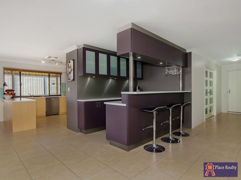 95 Meadow Springs Drive, Meadow Springs WA 6210