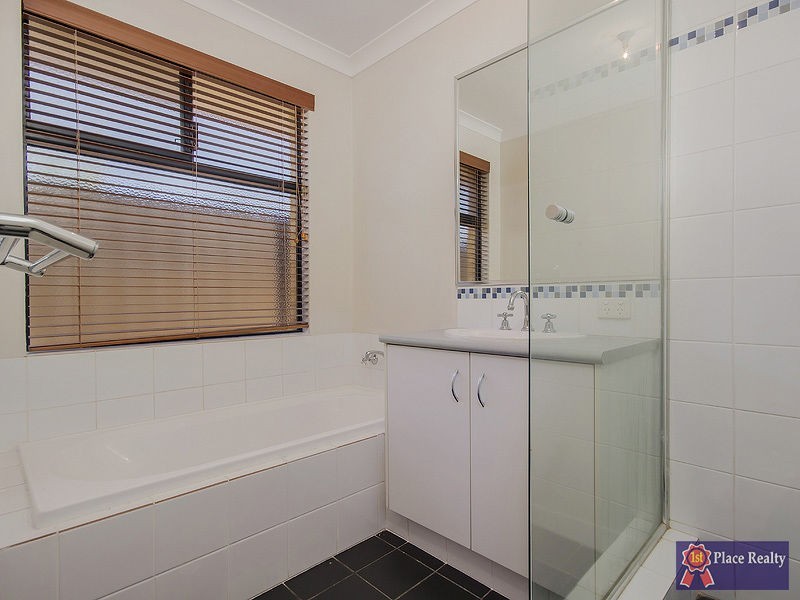 95 Meadow Springs Drive, Meadow Springs WA 6210