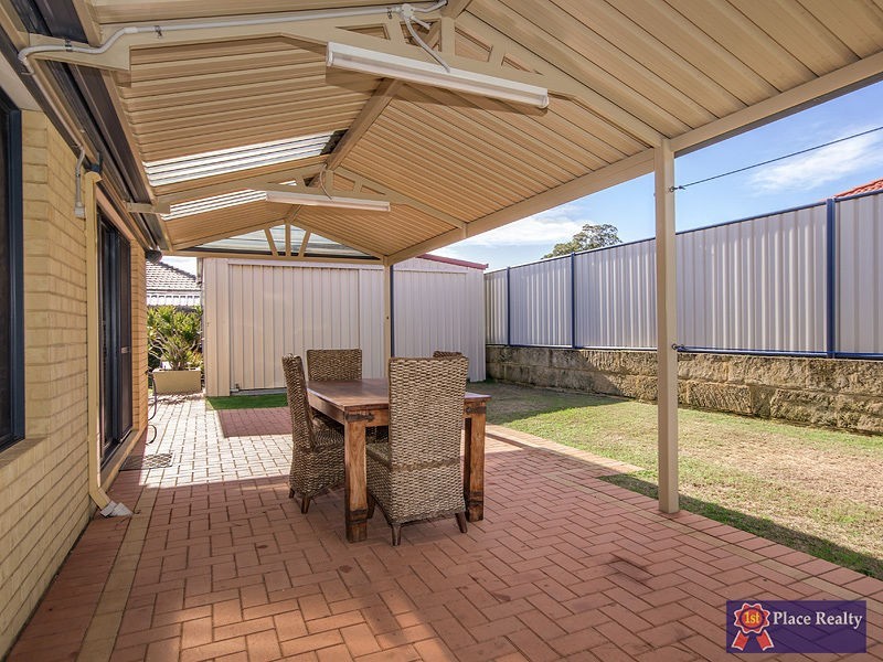 95 Meadow Springs Drive, Meadow Springs WA 6210