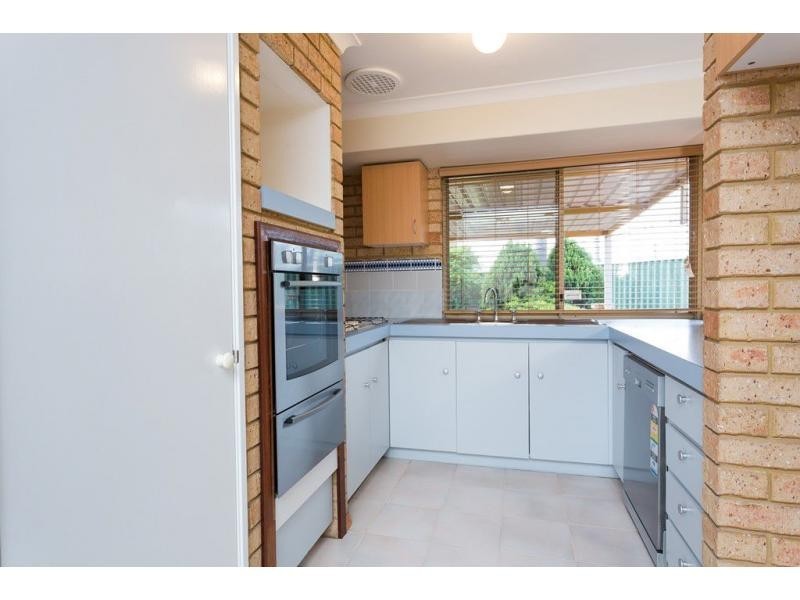 9 Derby Close, Warnbro WA 6169