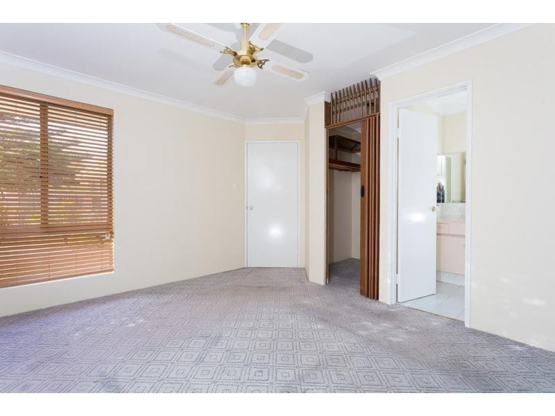 9 Derby Close, Warnbro WA 6169