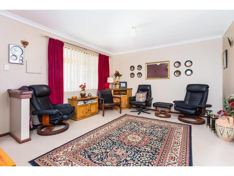 12 Gillen Place, Waikiki WA 6169