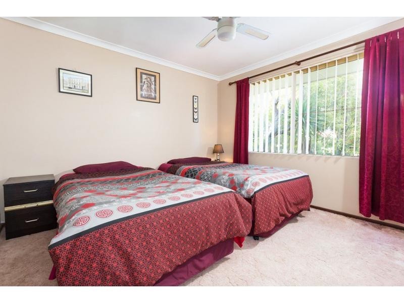 12 Gillen Place, Waikiki WA 6169