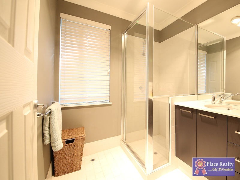 88 June Road, Safety Bay WA 6169