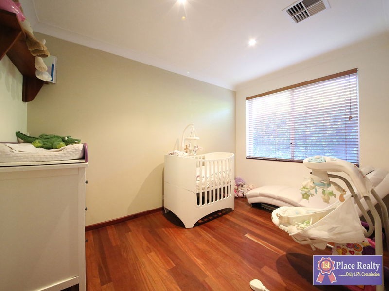 88 June Road, Safety Bay WA 6169