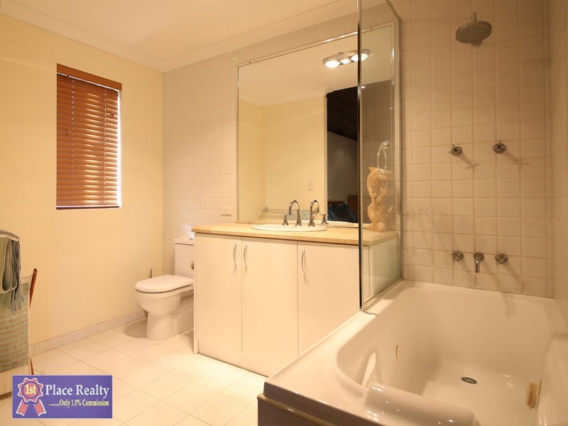 88 June Road, Safety Bay WA 6169