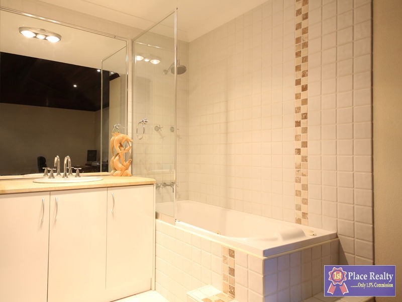 88 June Road, Safety Bay WA 6169