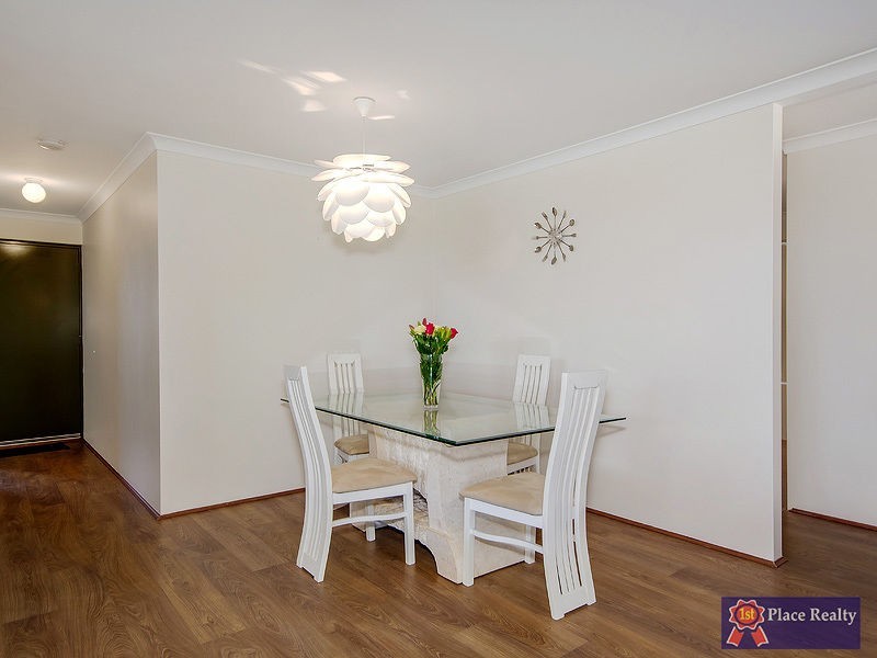 30 Highcliffe Circle, Lakelands WA 6180