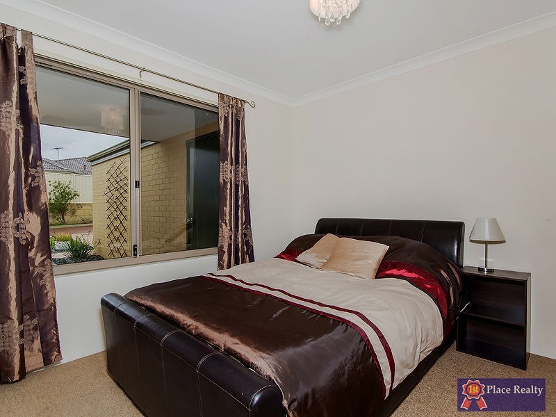 30 Highcliffe Circle, Lakelands WA 6180