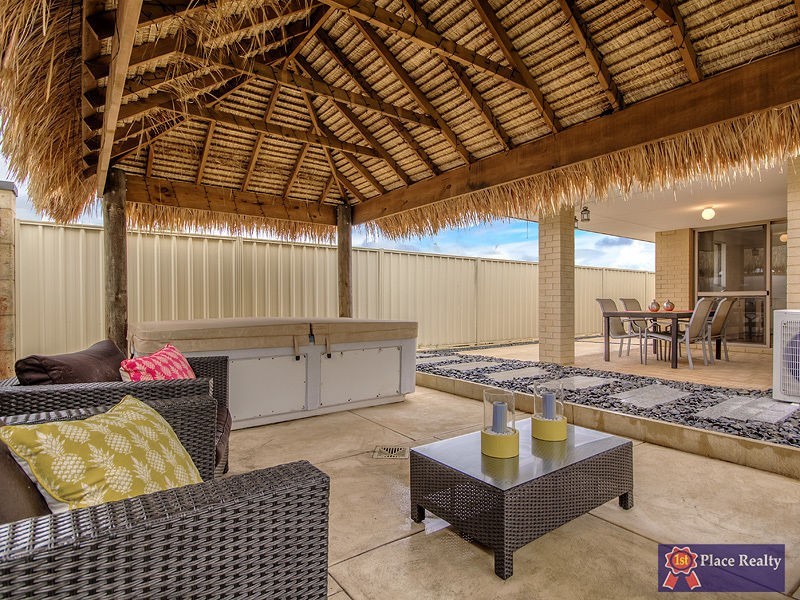 30 Highcliffe Circle, Lakelands WA 6180