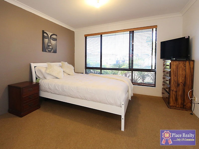 28 Murrin Loop, Lakelands WA 6180