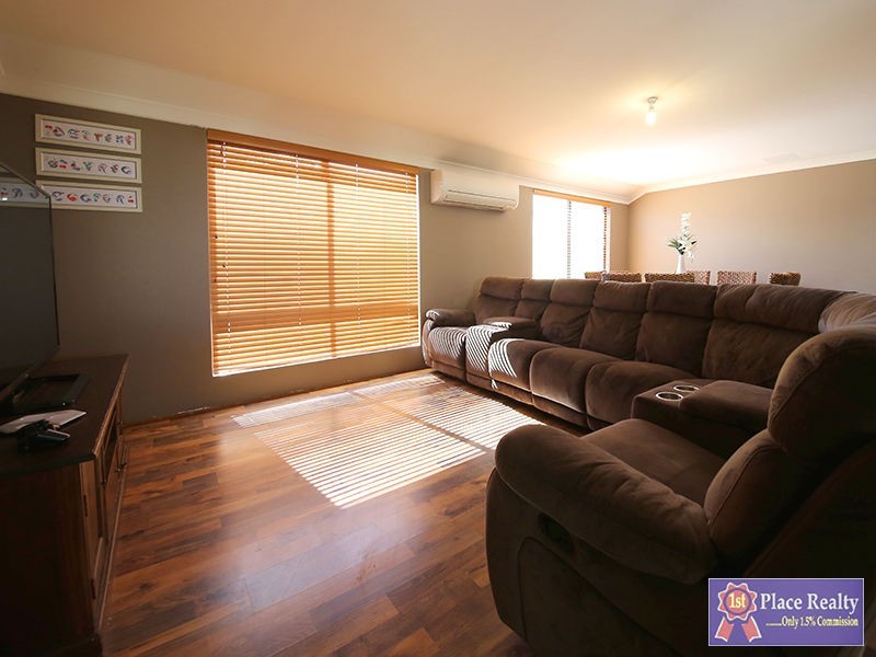 28 Murrin Loop, Lakelands WA 6180