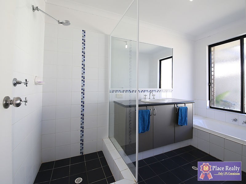 28 Murrin Loop, Lakelands WA 6180