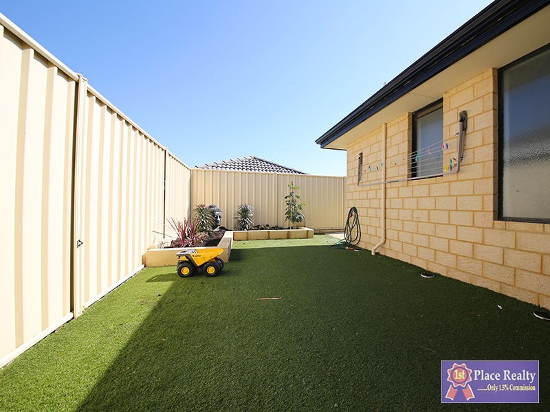 28 Murrin Loop, Lakelands WA 6180