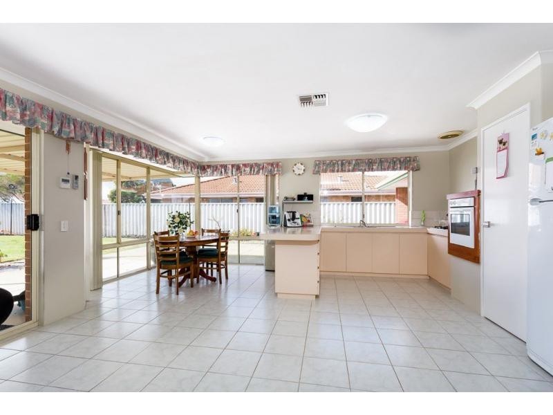 75 Discovery Crescent, Port Kennedy WA 6172