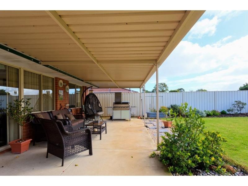 75 Discovery Crescent, Port Kennedy WA 6172