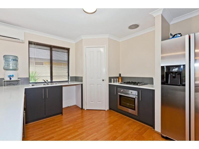 14 Dewsbury Drive, Bertram WA 6167