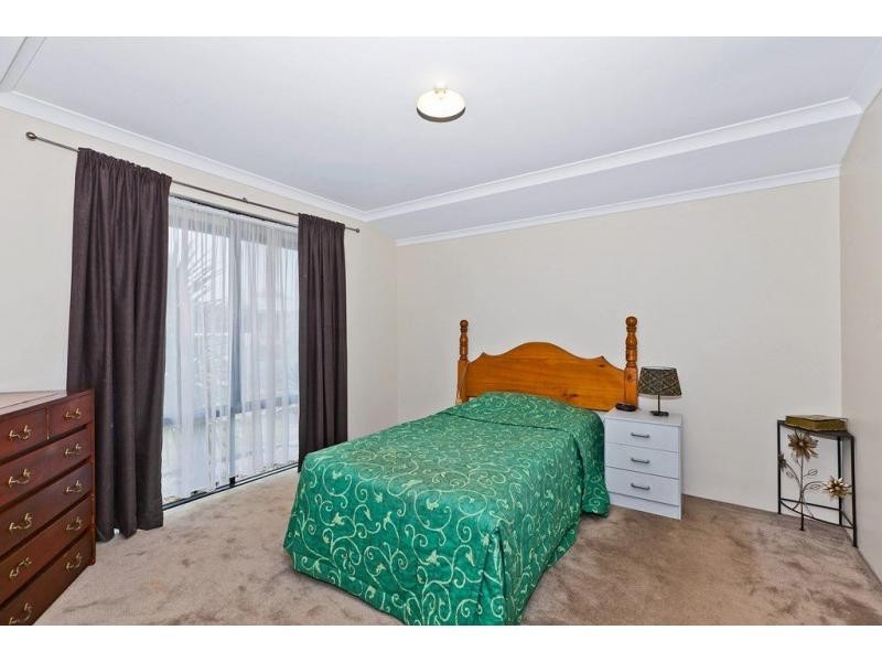 14 Dewsbury Drive, Bertram WA 6167